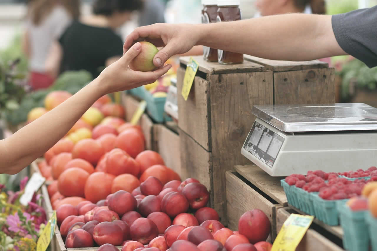 Bando pubblico per l'assegnazione in concessione dei n. 9 posteggi vacanti nel mercato quindicinale del giovedì